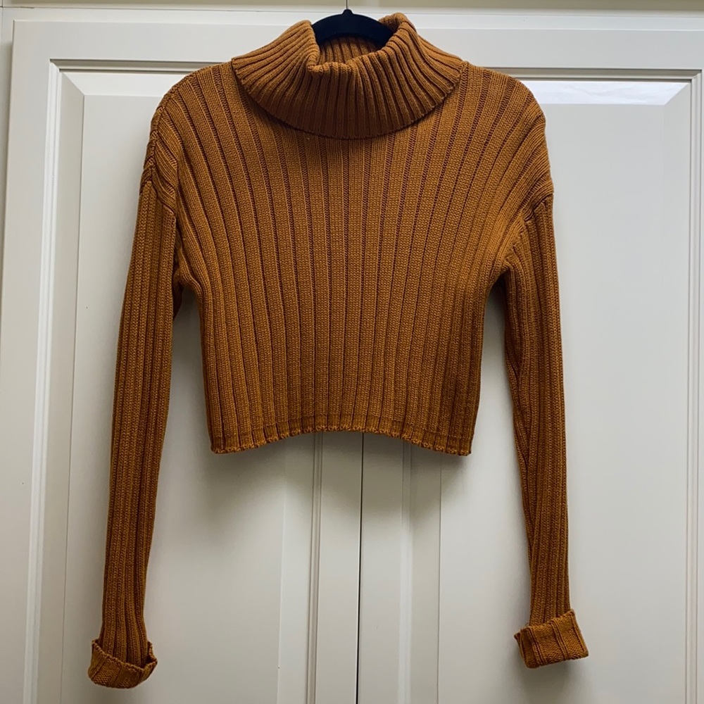 Forever 21 cropped sweater